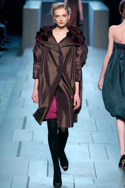 Look 54
